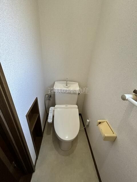 メゾン・フローラ トイレ
