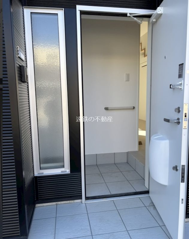 ブライトC 玄関