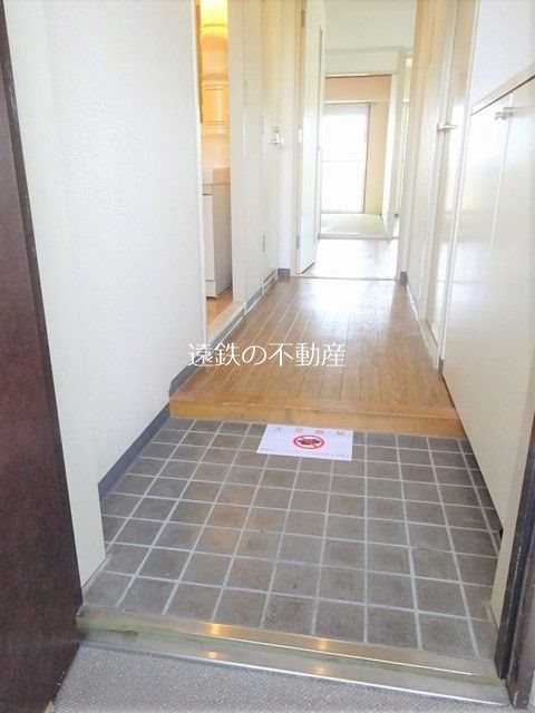 リアライズ山下町 玄関