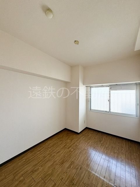 リアライズ山下町 ベッドルーム