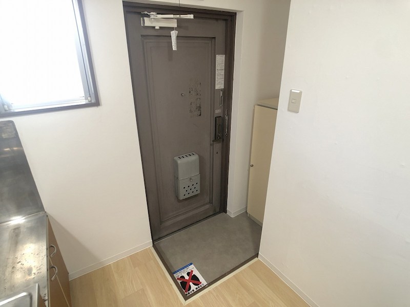 ルネッサンス9 玄関