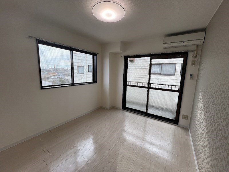 マ・メゾン中島Ⅱ リビング