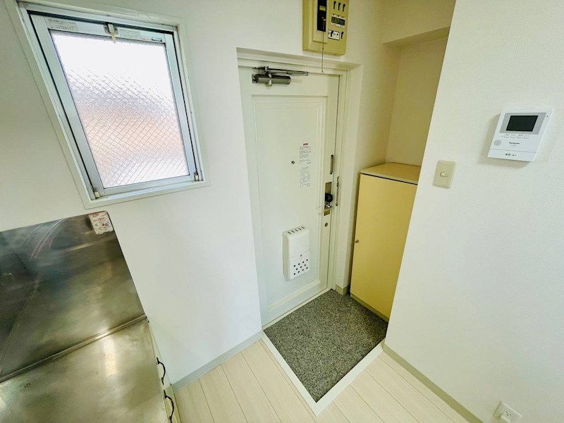 ルネッサンス9 玄関