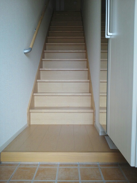 プリムローズⅢ 玄関