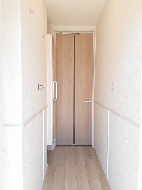 サニーガーデン 玄関