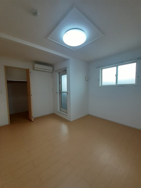 プランドールＣ ベッドルーム