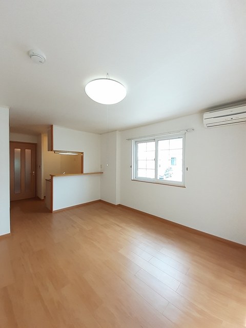 ニュー　バレー リビング