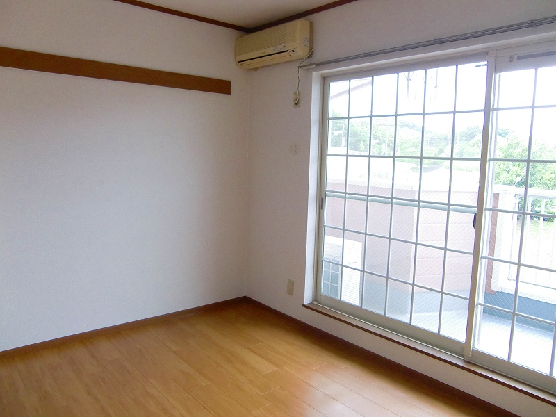 日吉山ハイツＡ ベッドルーム