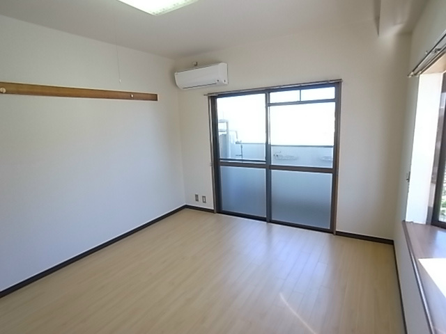 メゾンベルシャンブル リビング