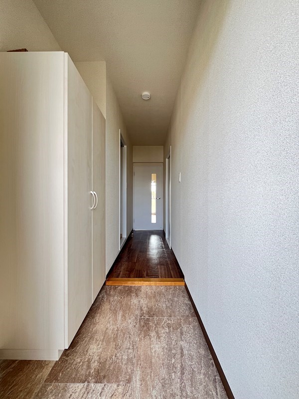 ハミング白木 玄関