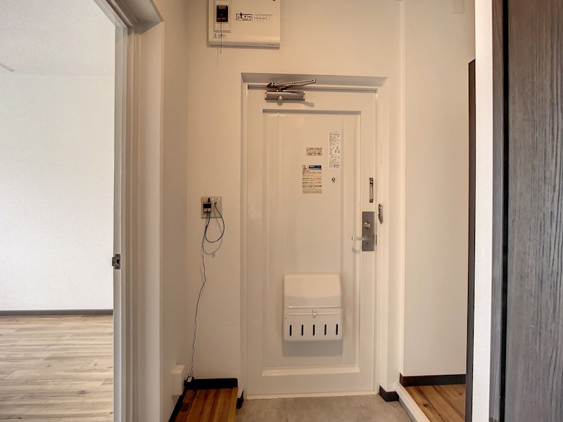 早出グリーンコーポ 玄関