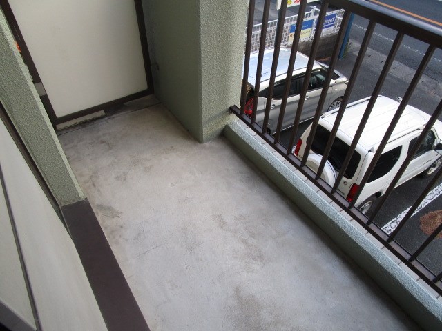 初生マンション ベランダ