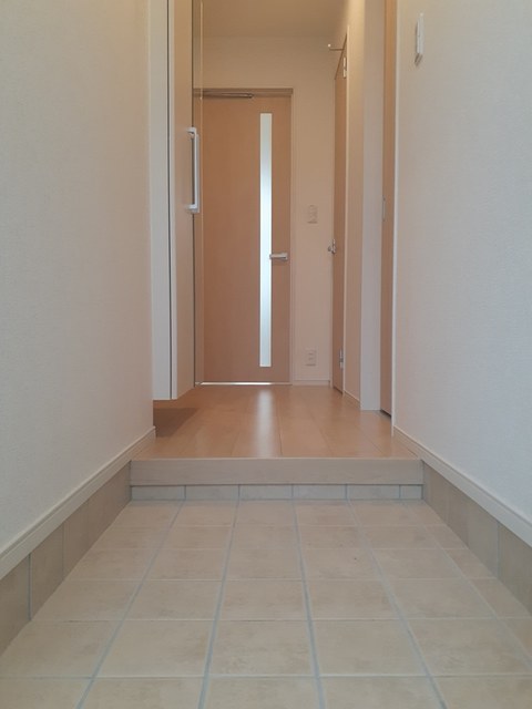 ラッフィナートアロッジオ 玄関