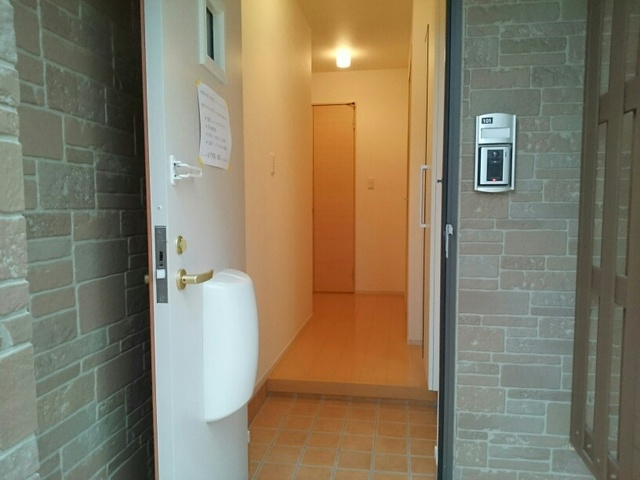 ブランドールⅡ 玄関