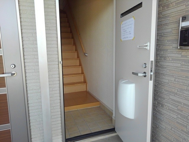 グリーンハウスシャイニー 玄関