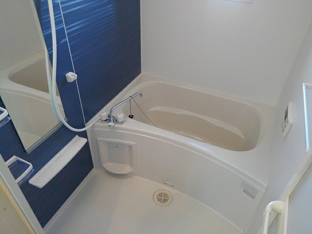 グリーンハウスシャイニー 風呂画像