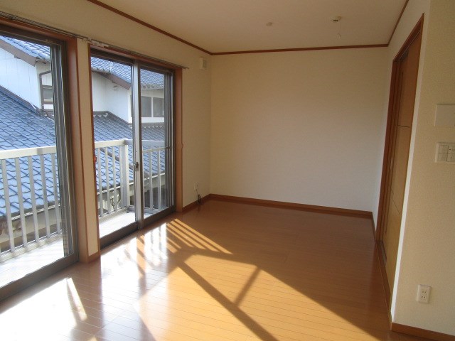 オリーブ リビング