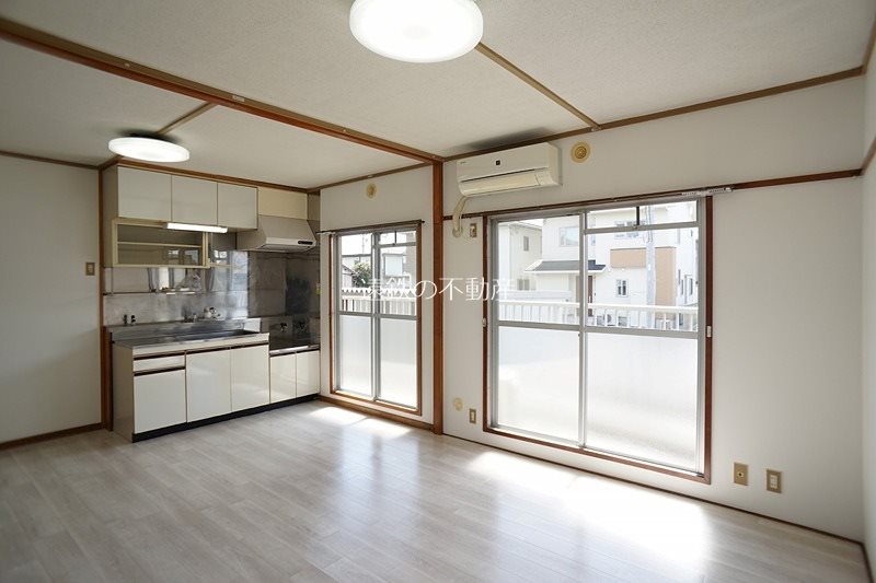 ハイツスバル  リビング