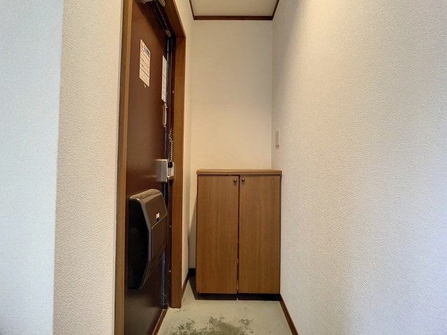 四ツ池マンション 玄関