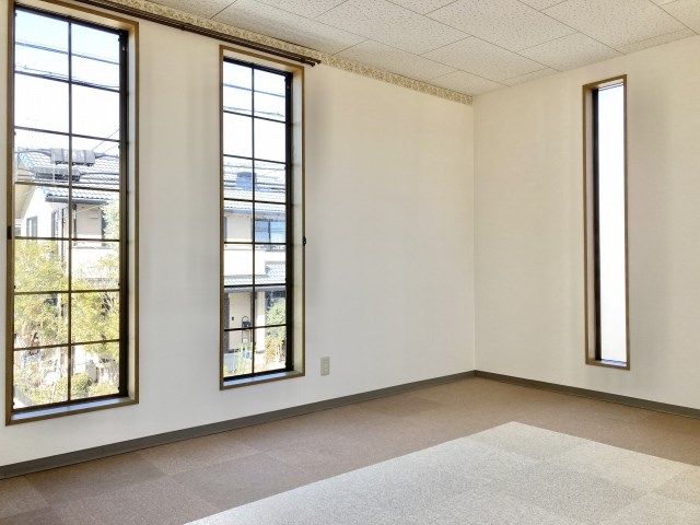 アビタシオン（葵西） リビング