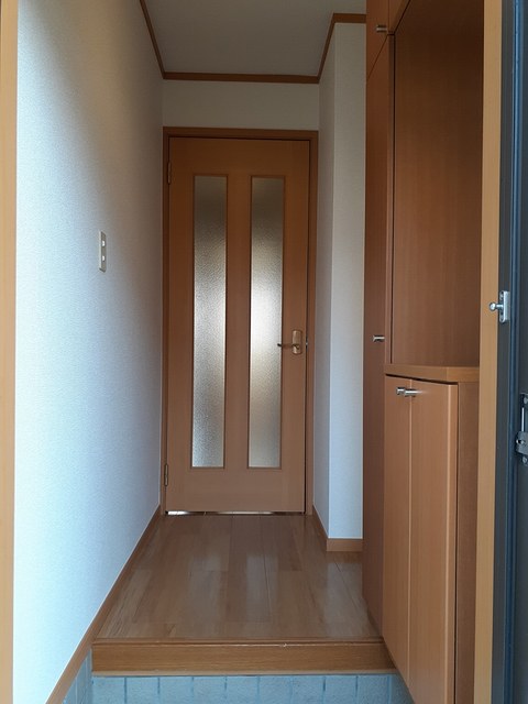 メゾン住吉 玄関