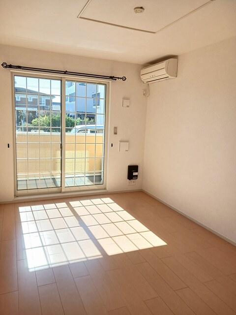 ラ・ソレイユ リビング