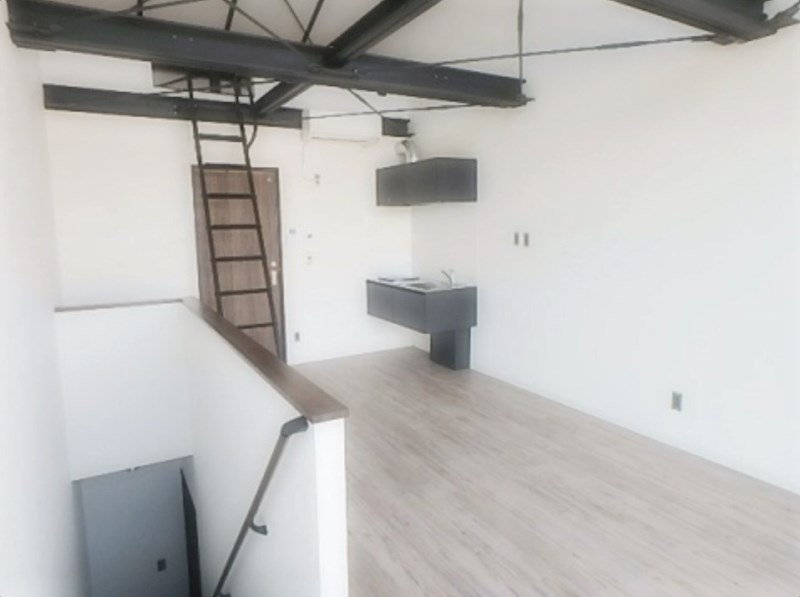 R65 GLB リビング