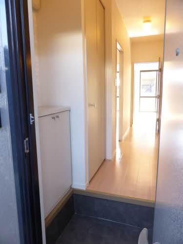 ブラセール加茂 玄関