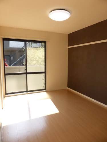 ブラセール加茂 リビング