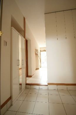 Karyon（カリュオン） 玄関