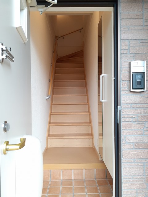 ミルトブリーゼ 玄関