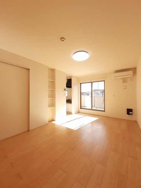 ルチェンテＤ リビング