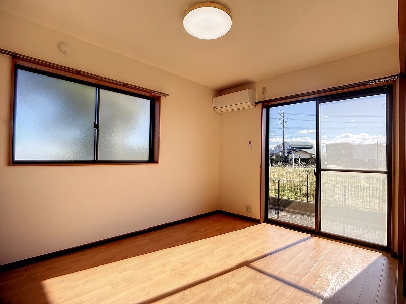 ウィステリア　フラット ベッドルーム