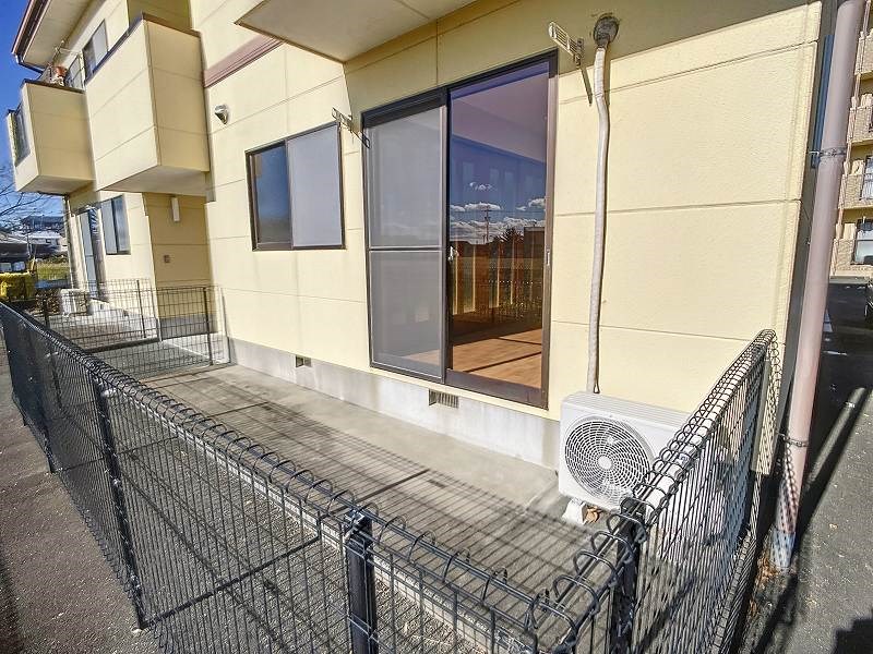 ウィステリア　フラット ベランダ