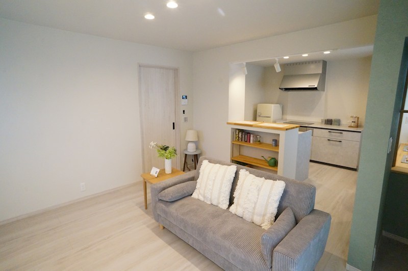 半田山2丁目S貸家 リビング