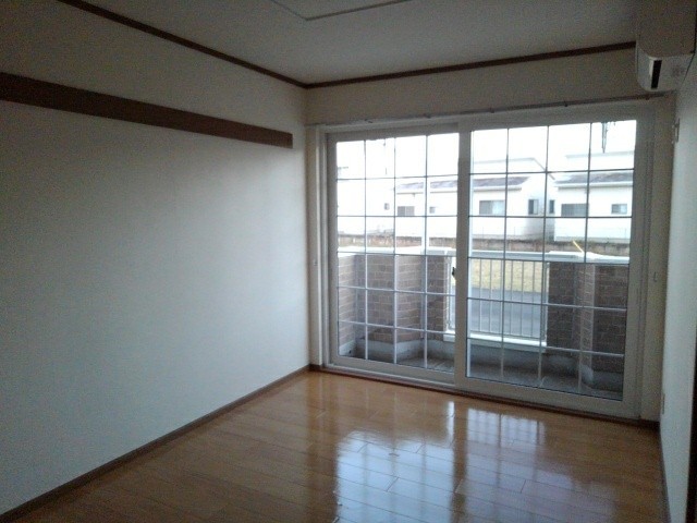 グリーンパレス　Ⅴ リビング