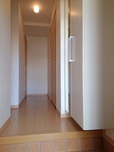 プレスティージュ　スッド 玄関