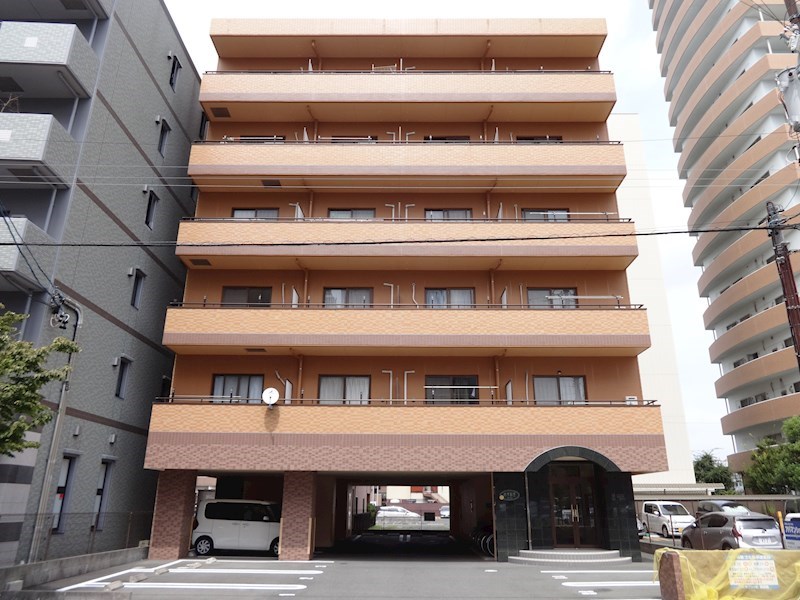 ゆず板屋 302号室 外観