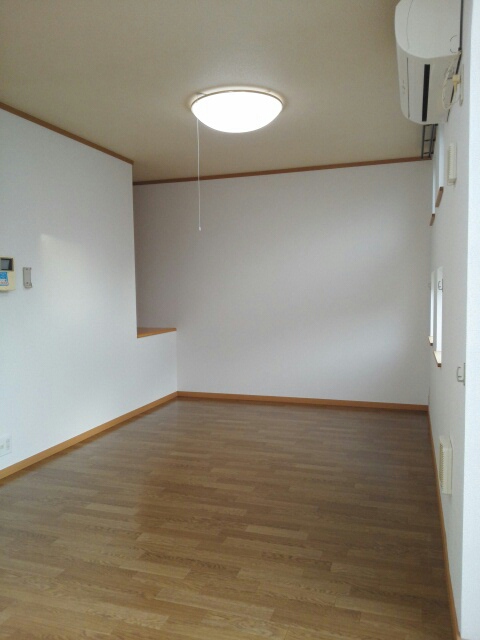 アブニール リビング