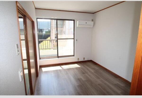 真中アパート リビング