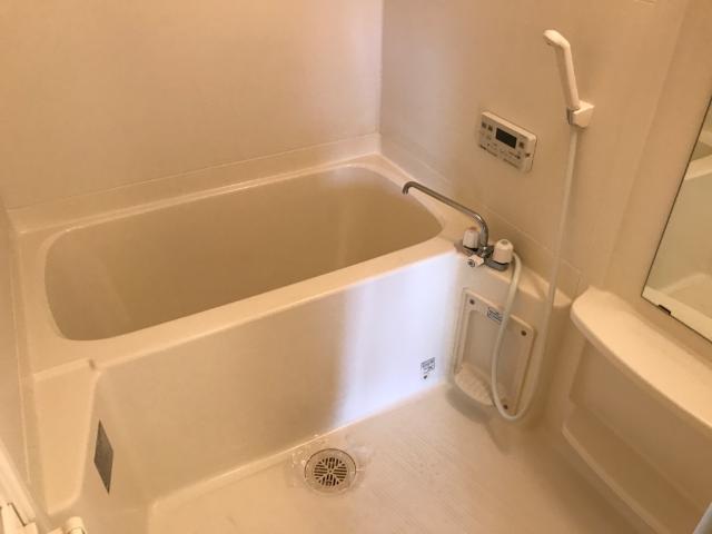 オリーブガーデン 風呂画像