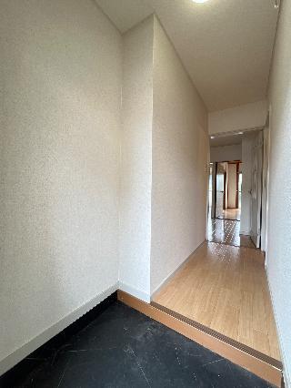 グレイス葵 玄関