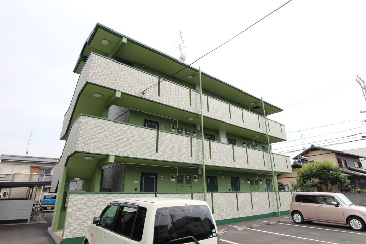 プロバンス半田山 205号室 外観