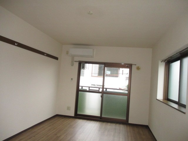 プロバンス半田山 リビング