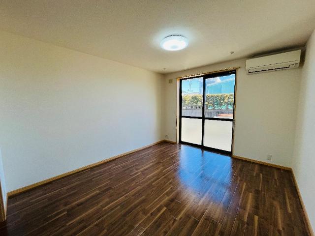 ＯＮＥ　ＰＩＥＣＥ（ワンピース） リビング