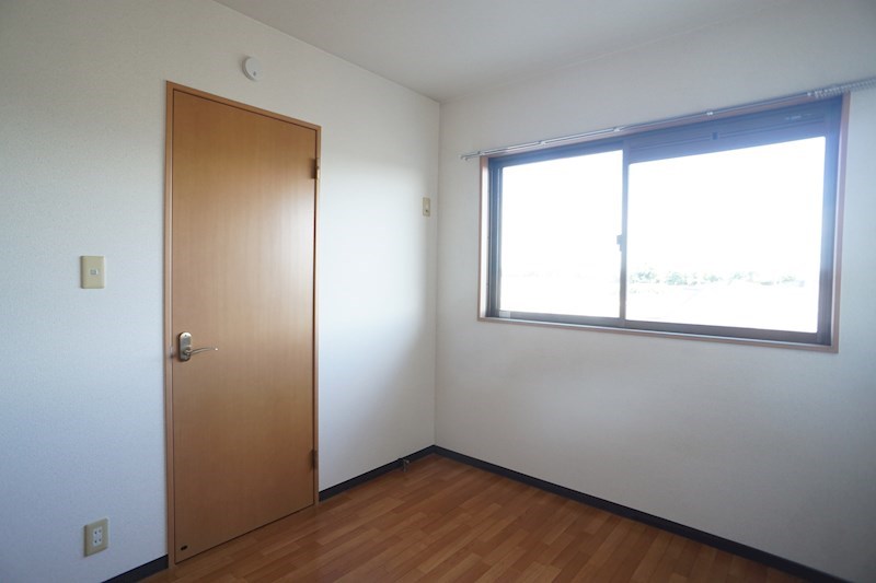 コンフォードⅢ ベッドルーム