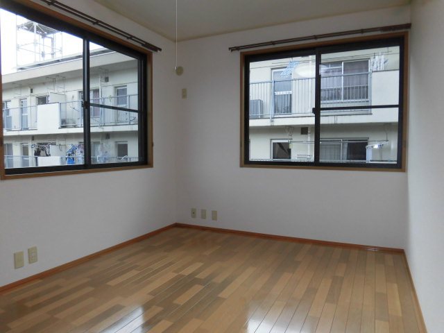 JOY TOWN城山B ベッドルーム