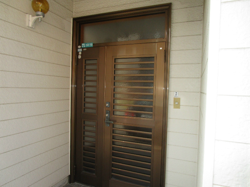 佐鳴台フラワータウン 玄関