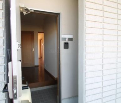 パストラルＳ  玄関