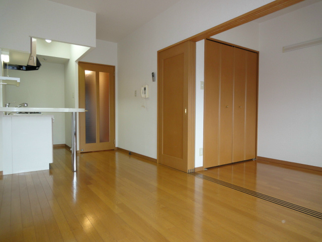 アソシア リビング